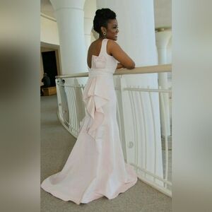 $5,000 LELA ROSE BLUSH PINK SILK RED CARPET DRESS OR WEDDING GOWN RUNWAY US 2